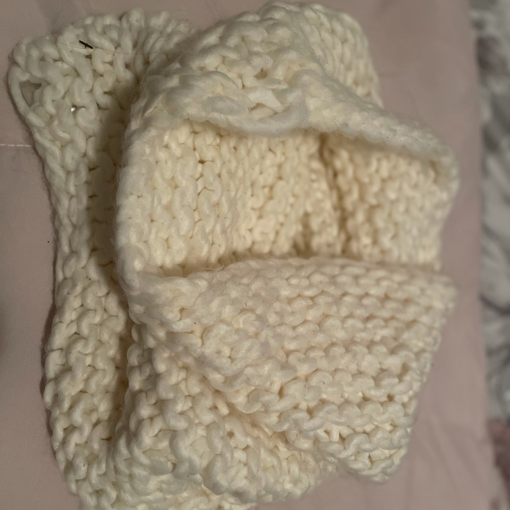 Neck Wrapped Scarf